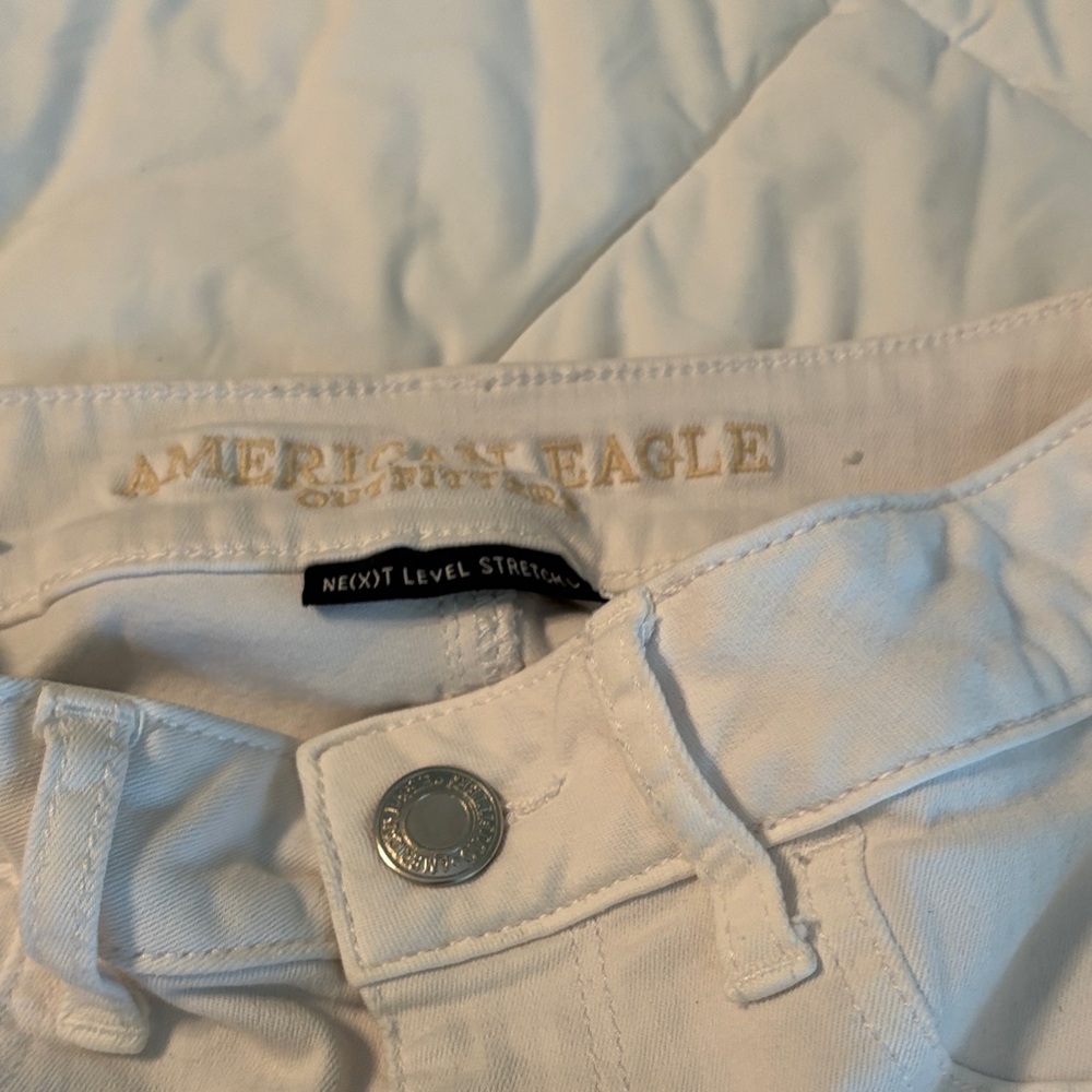 American Eagle Outfitters Women's Cream Straight Leg Jeans